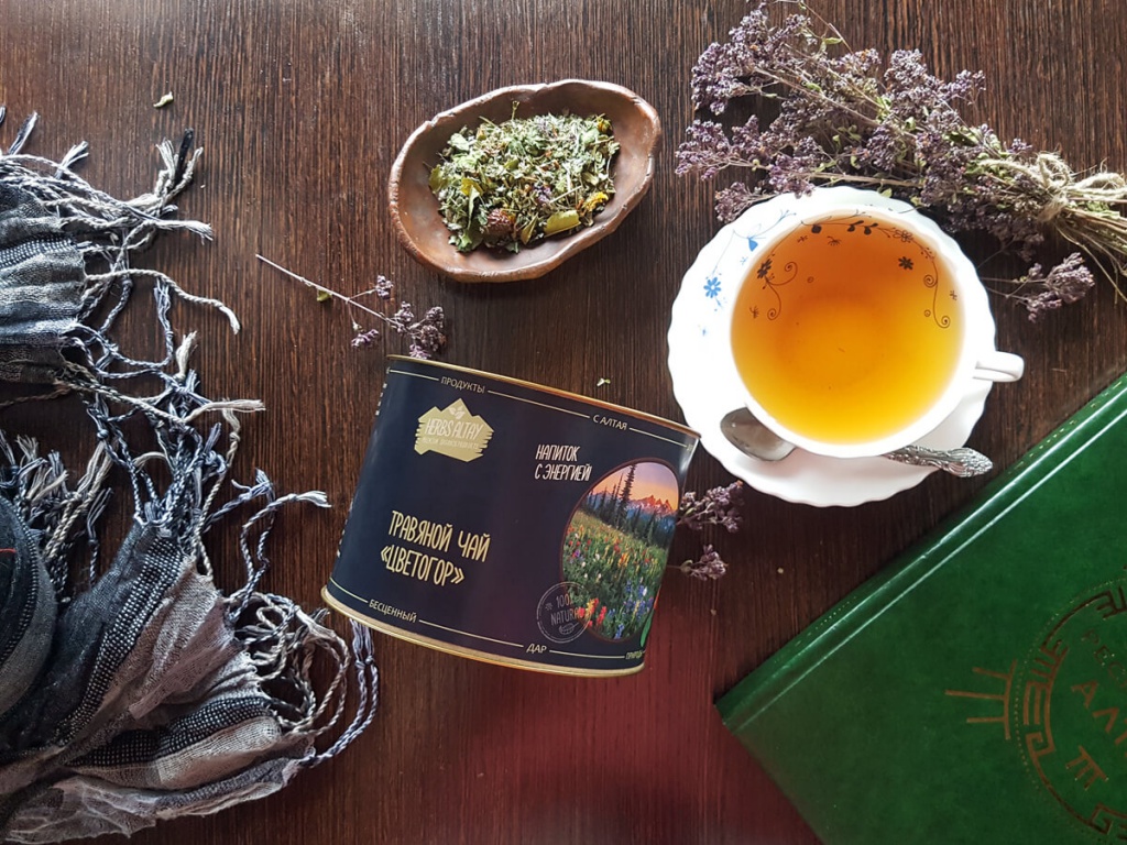 Чай из алтайских трав "Цветогор" в тубусе